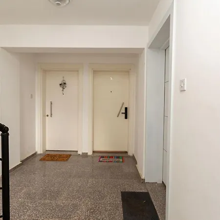 Sunshine By Holidaykeys Apartment Karavas (Northern Cyprus)