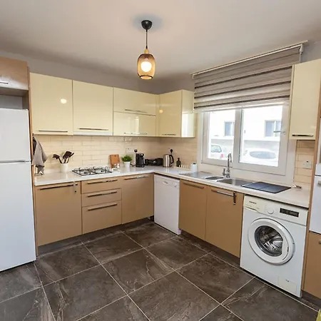 Sunshine By Holidaykeys Karavas (Northern Cyprus)