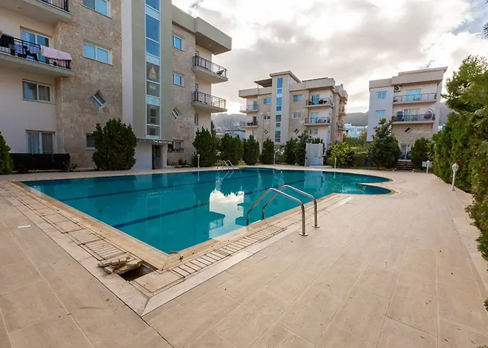 Sunshine By Holidaykeys * Karavas (Northern Cyprus)