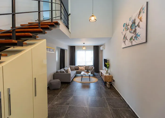 Sunshine By Holidaykeys * Karavas (Northern Cyprus)